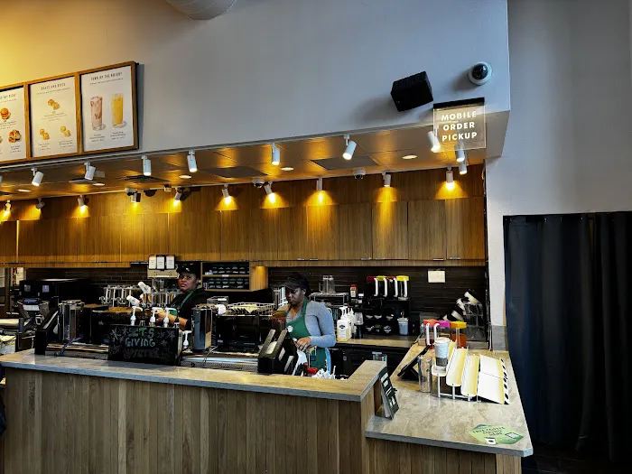 Starbucks Picture 7