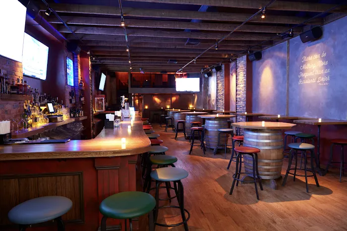 Whiskey Roxx Picture 10