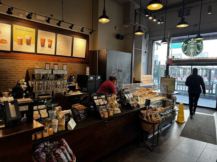 Starbucks Picture 8