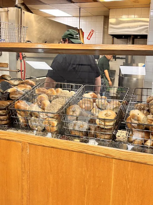 Ess-a-Bagel Picture 10