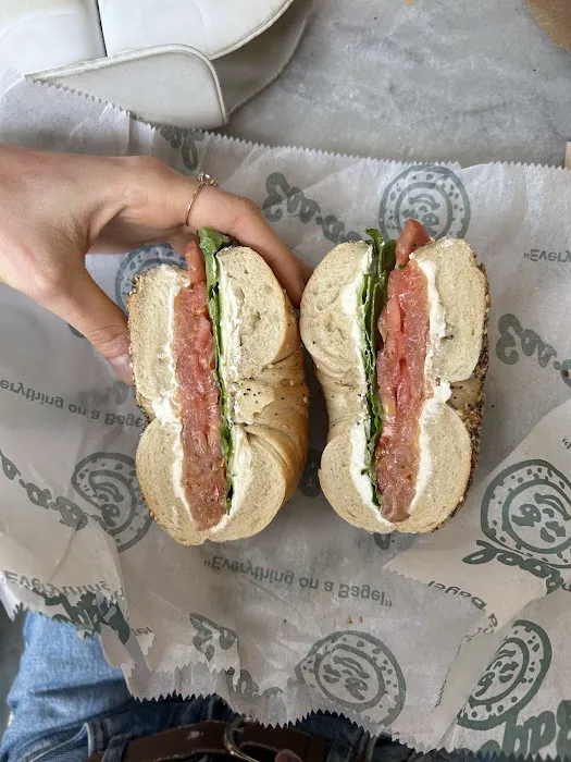 Ess-a-Bagel Picture 2