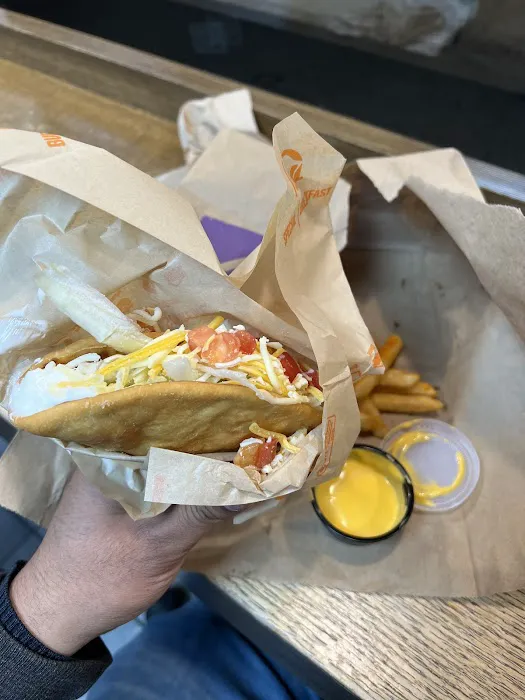 Taco Bell Picture 3