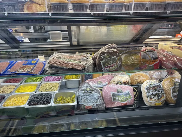 Fantasy Deli Picture 6