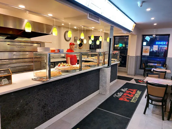 Tutto Mia Pizza Restaurant Picture 6