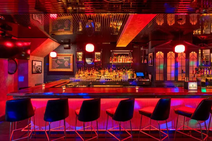 Seven Sins Bar Picture 1