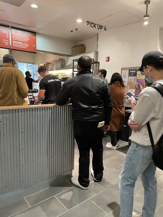 Chipotle Mexican Grill Picture 7