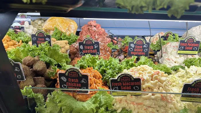 S&A Gourmet Deli Picture 2