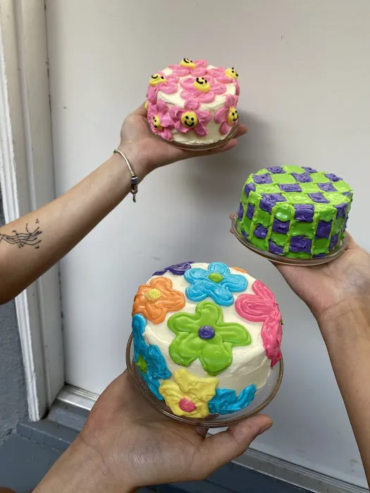 Screaming in Cakes Picture 3