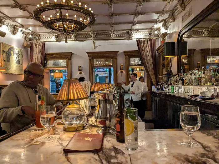 Lobby Bar at The Hotel Chelsea Picture 7