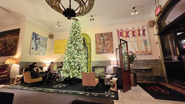 Lobby Bar at The Hotel Chelsea Picture 4