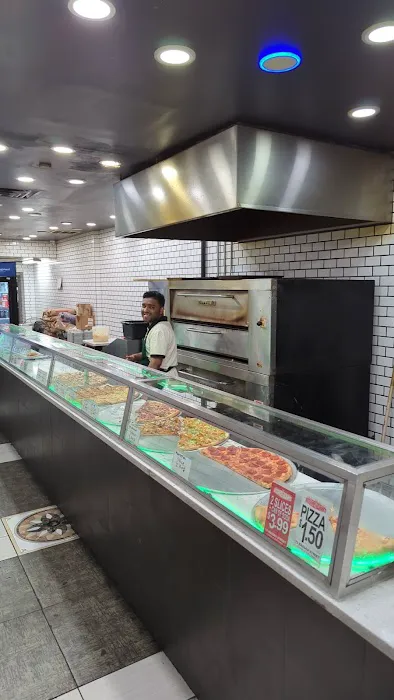 Relate Pizza Picture 1