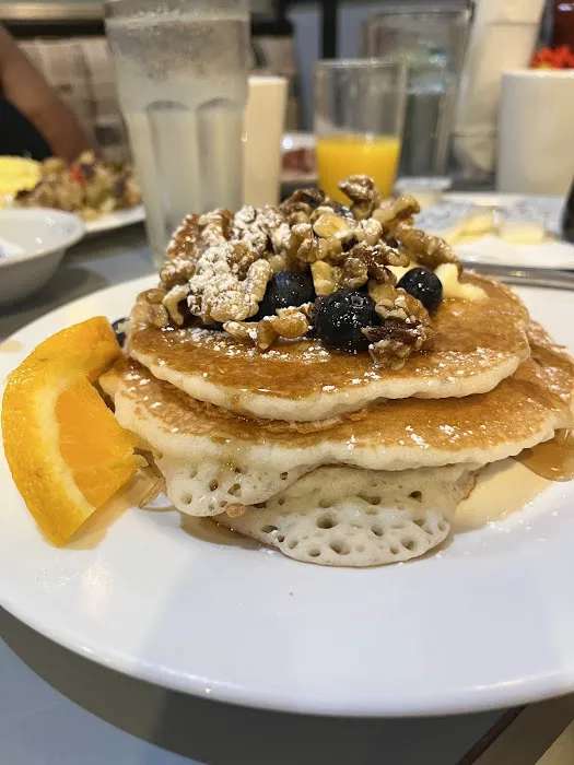 Malibu Diner Picture 4