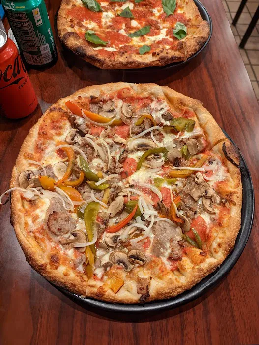 257 7 ave Ciao Bella restauran pizzeria Picture 1