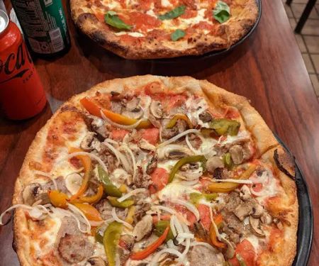 257 7 ave Ciao Bella restauran pizzeria