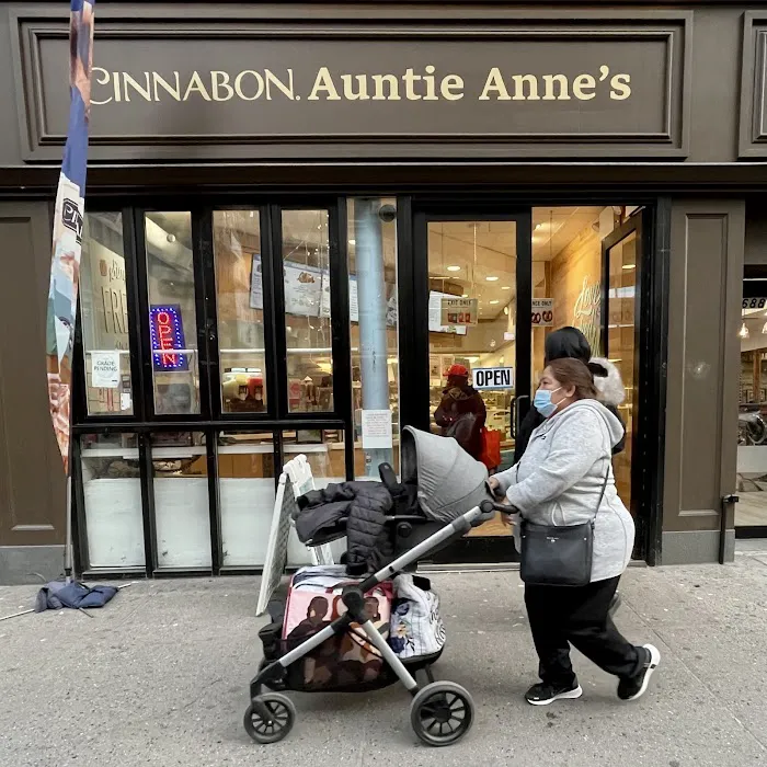 Cinnabon Picture 8