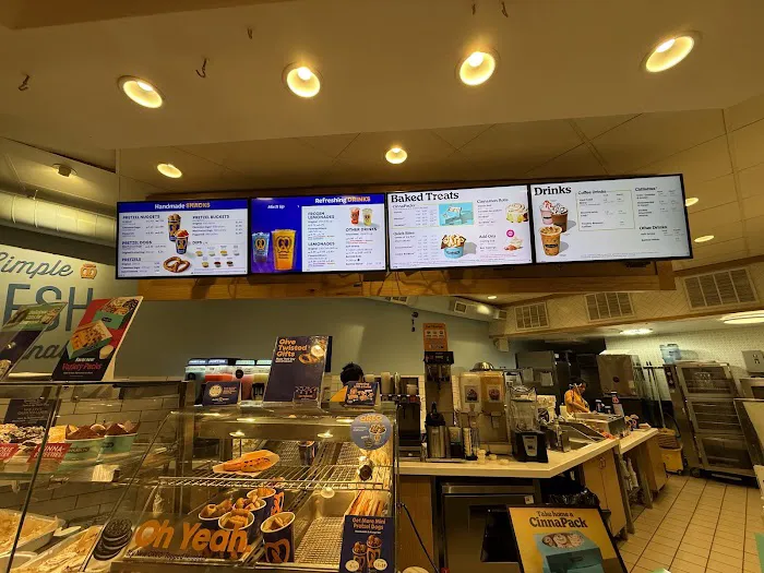 Auntie Anne's Picture 4