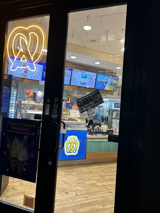 Auntie Anne's Picture 1