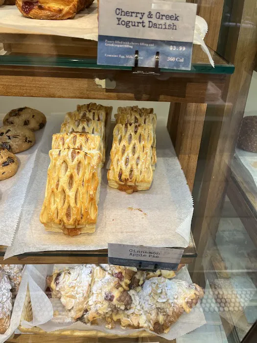 Paris Baguette Picture 2