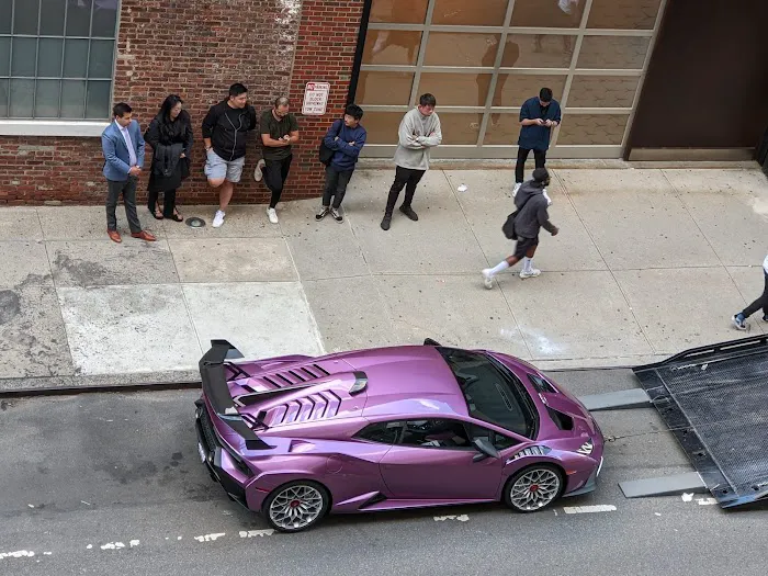 Lamborghini Lounge NYC Picture 9