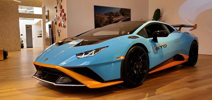 Lamborghini Lounge NYC Picture 1