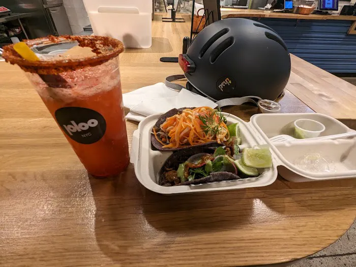 ploo Taqueria Picture 2