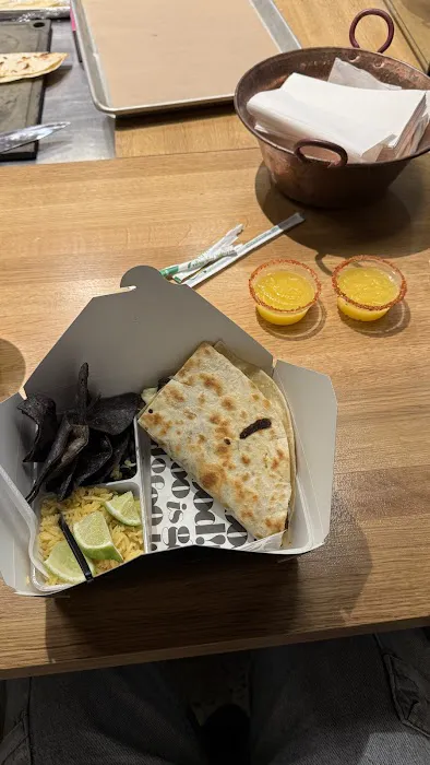 ploo Taqueria Picture 5