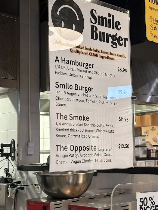 Smile Burger Picture 4
