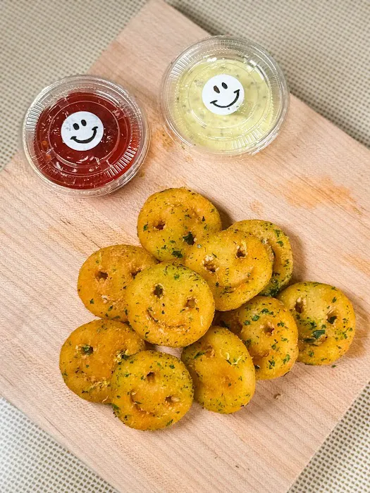 Smile Burger Picture 5