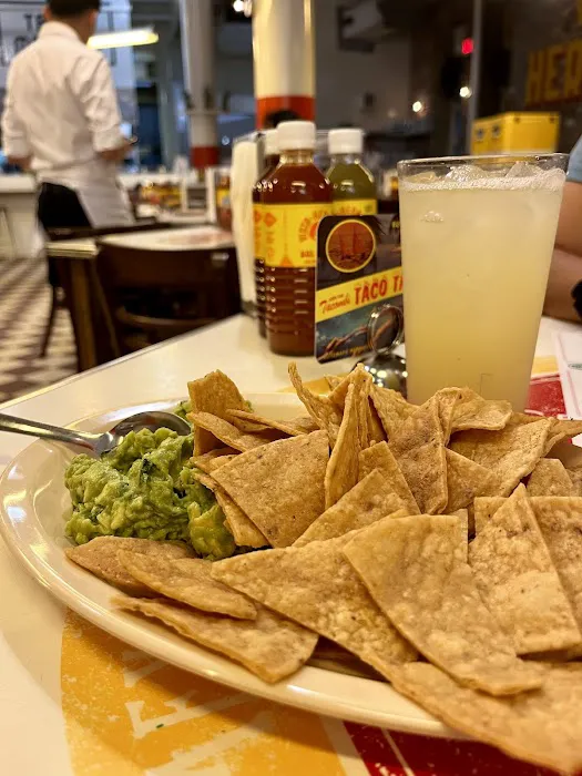 Tacombi Picture 6
