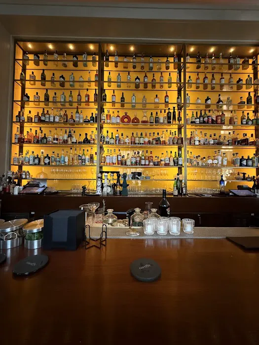The Lobby Bar at The New York EDITION Picture 6