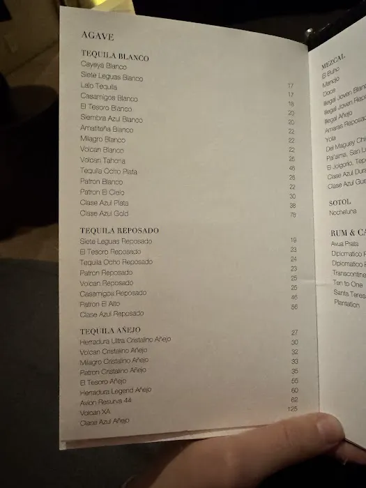 The Lobby Bar at The New York EDITION Picture 5