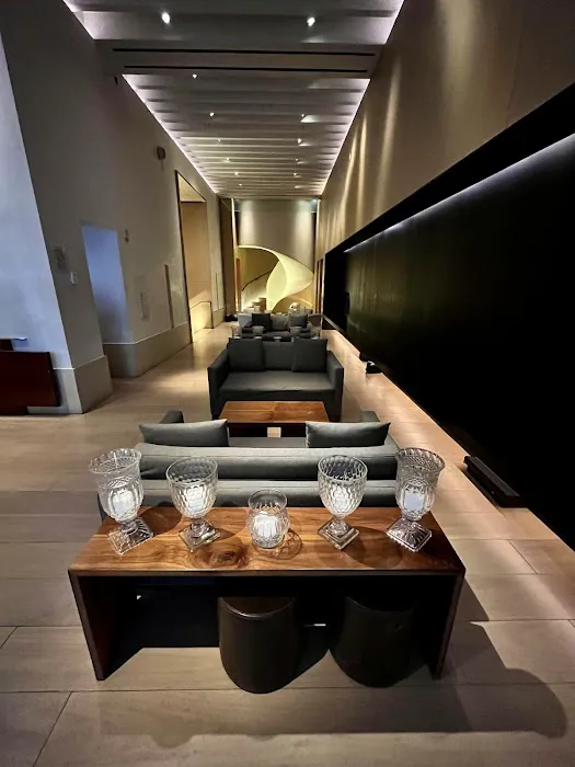 The Lobby Bar at The New York EDITION Picture 7