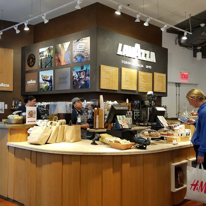 Caffè Lavazza. Picture 10