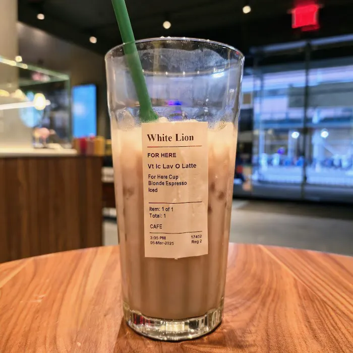 Starbucks Picture 3