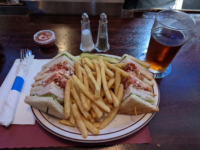 Fitzgerald's Pub Picture 6