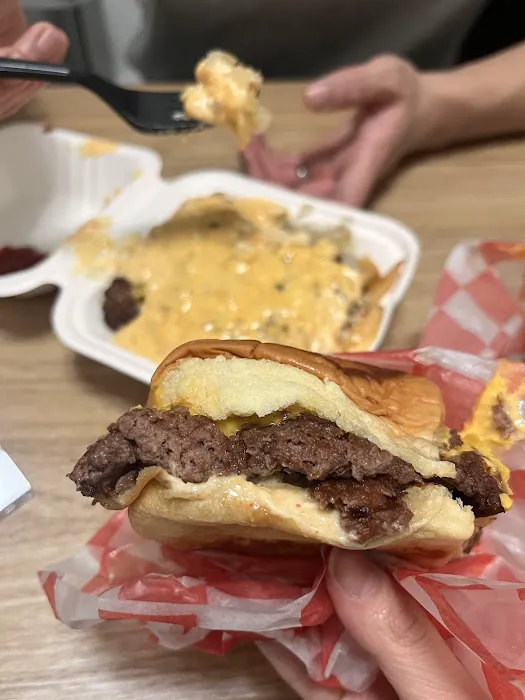 7th Street Burger Kips Bay Picture 5
