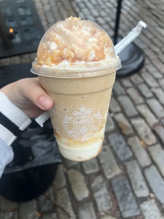 Starbucks Picture 6