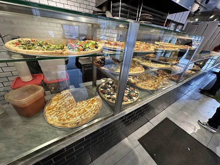 2 Bros. Pizza Picture 1