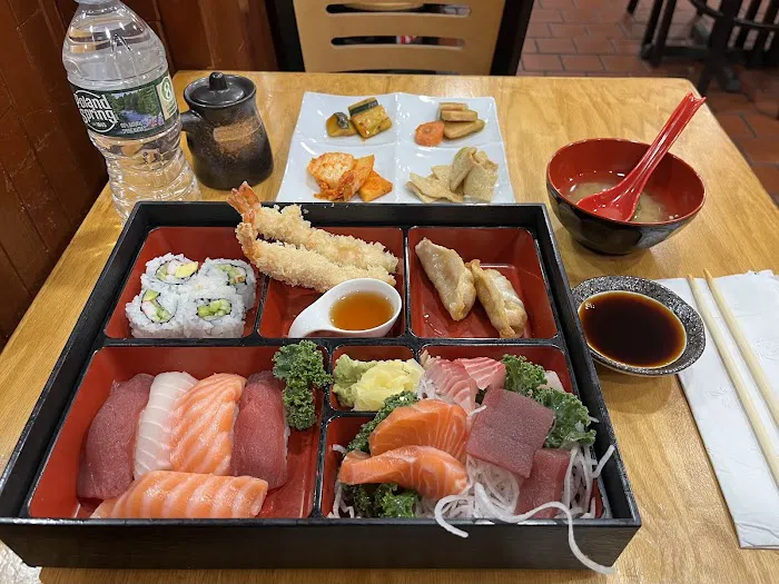 EJ BBQ & Sushi Picture 7