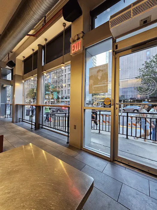 Chipotle Mexican Grill Picture 7