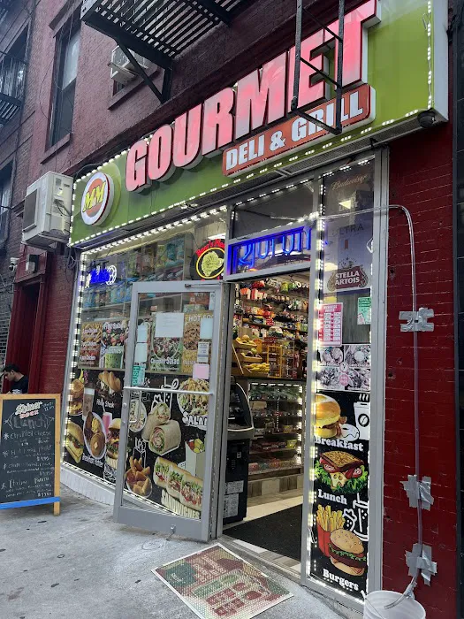 M&M gourmet deli and grill Picture 4