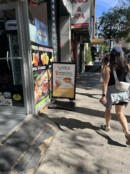 Plantega (Third Ave Deli & Grill) Picture 7