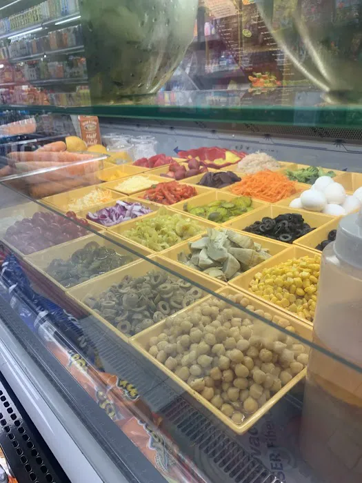Third deli and grill Picture 3