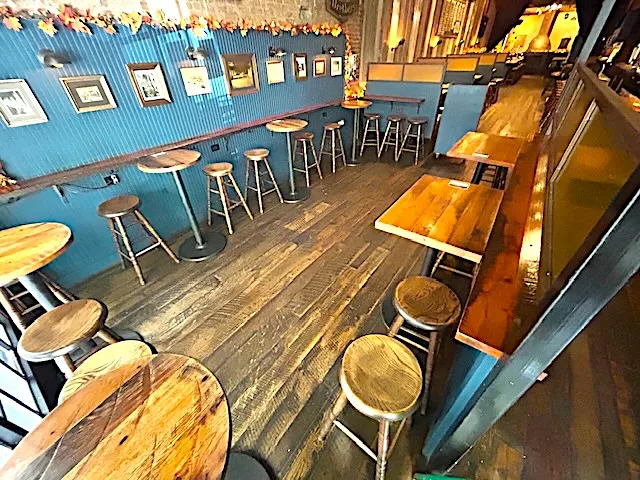 Turnmill Bar Picture 9