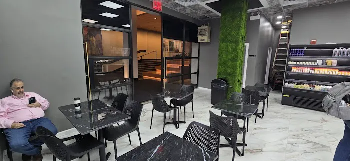 The Highline Cafe Picture 7