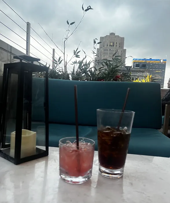 Sandbar Rooftop Picture 9