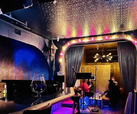 Sid Gold's Request Room