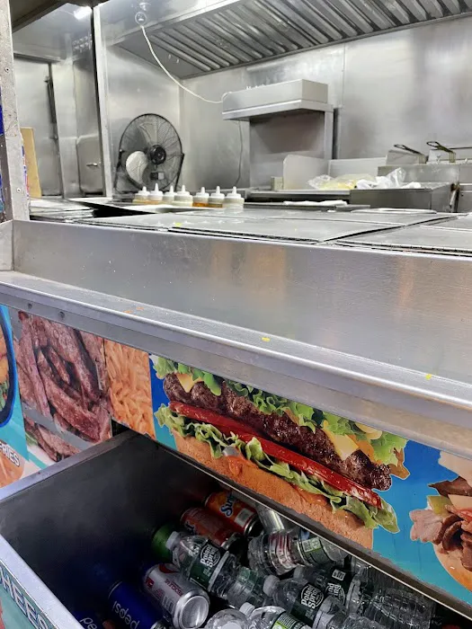 Madison Halal Food Truck Picture 1