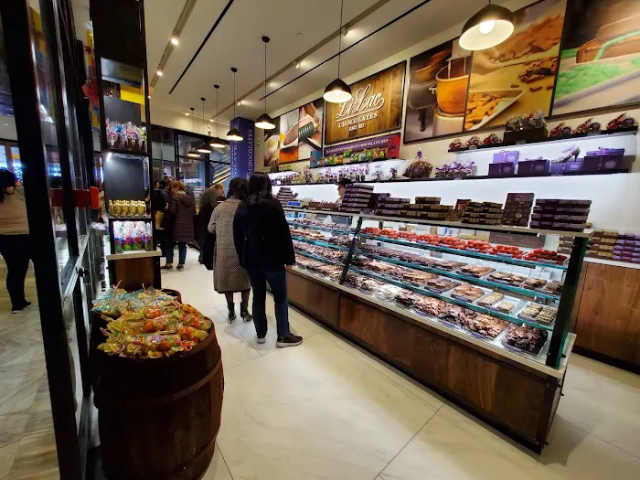 Li-Lac Chocolates (Hudson Yards) Picture 4