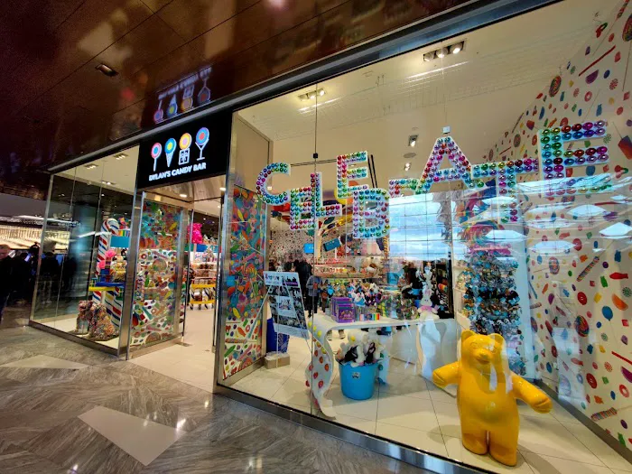 Dylan's Candy Bar Picture 9
